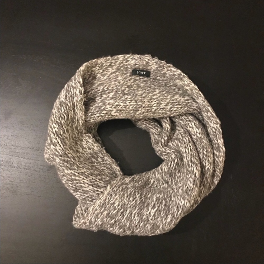 J Crew Kit Scarf 🧣